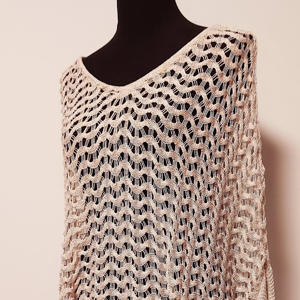 Anthropology Sparrow ~ small  warm ivory